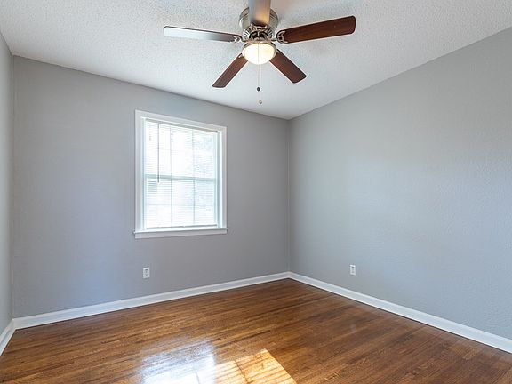 3rd image of 200 N Bond St
