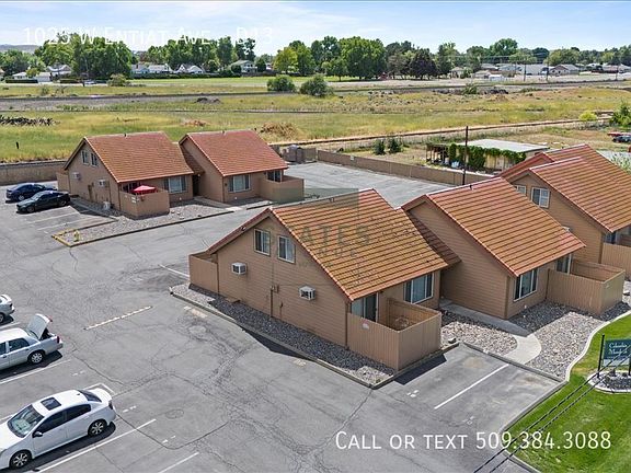 2nd image of 1025 W Entiat Ave #D13