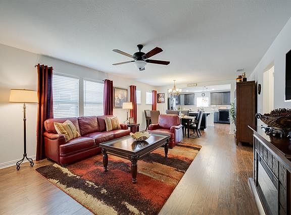 4th image of 6708 Hickory Creek Dr