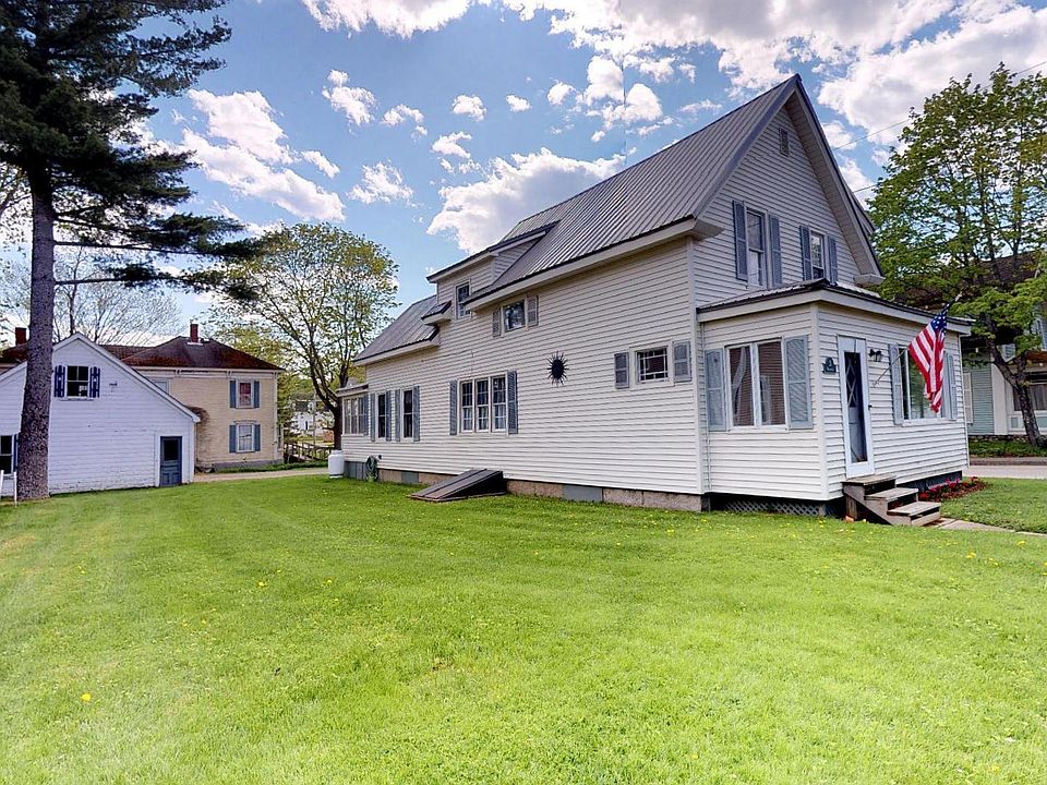 55 Washington St, Calais, ME 04619 Zillow
