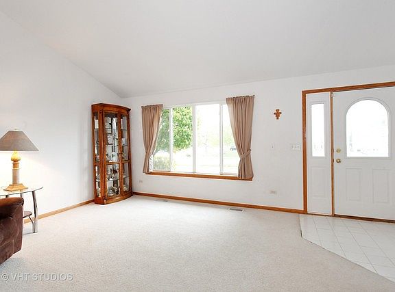 3rd image of 1186 Liberty Ln