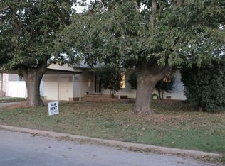 208 K St, Elgin, OK 73538