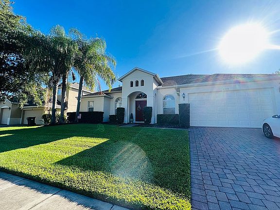 3rd image of 2308 Pesaro Cir