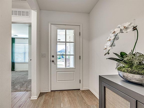 4th image of 13320 Collins Ave