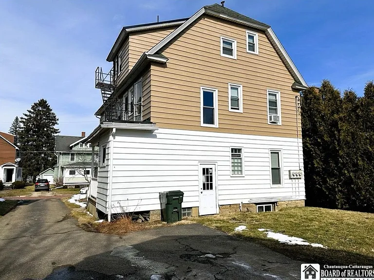 36 Fairfield Ave #3 — Photo 7