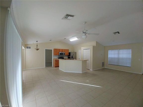 4th image of 2680 56th Ave NE