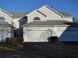 116 S Barton Trl, Batavia, IL 60510