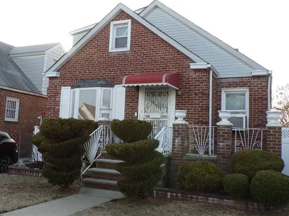 11922 234th St, Cambria Heights, NY 11411