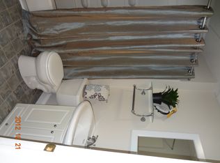 126 East Ave APT 3, Hagerstown, MD 21740