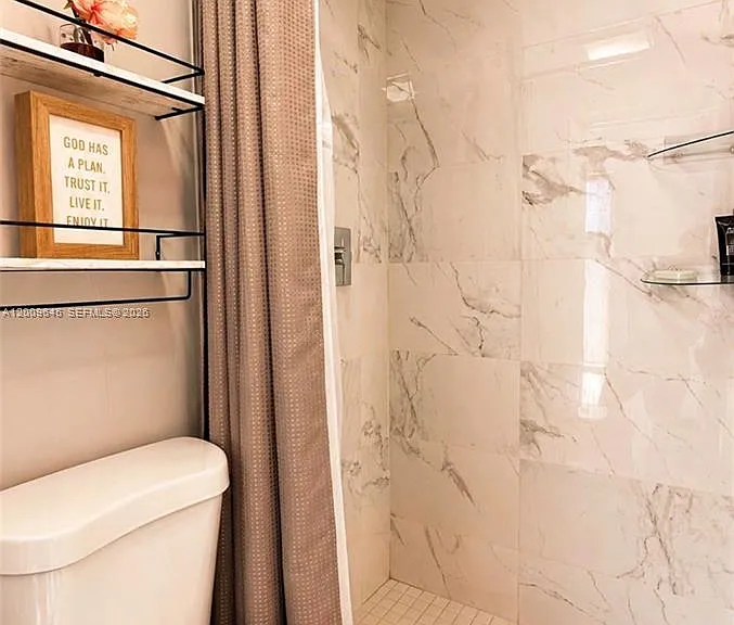 2425 SW 21st Ter #1 — Photo 8