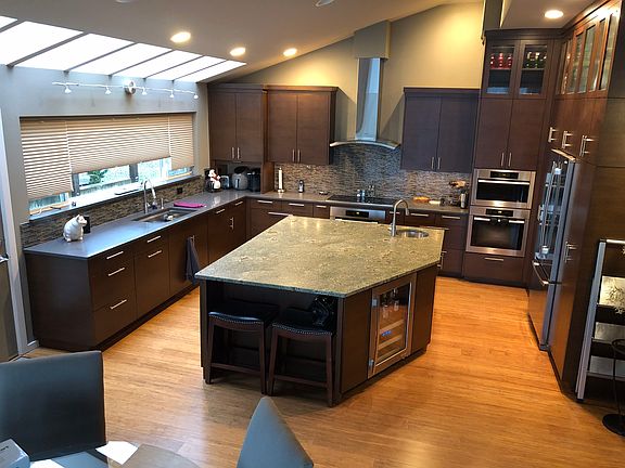 Custom Cabinets 