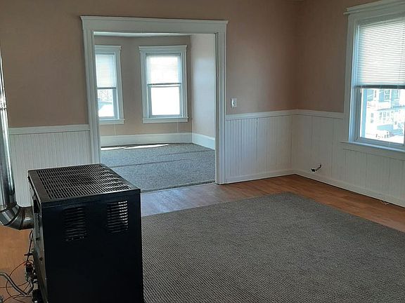 5th image of 301 Illinois St #2