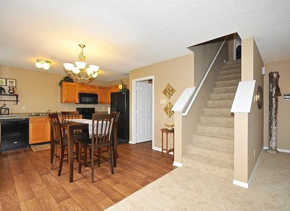 5th image of 14886 Fawn Hollow Ln