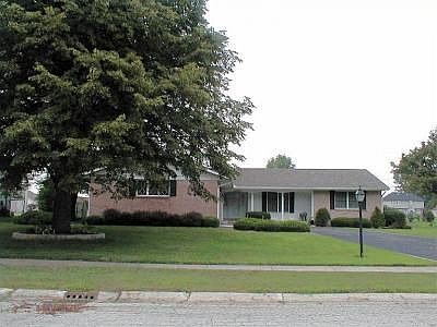 1st image of 2740 W 65th Pl