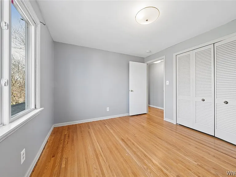 40 Tristan Ln — Photo 24