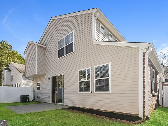 2nd image of 328 Hiawassee Dr