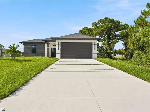 2818 13th St SW, Lehigh Acres, FL 33976