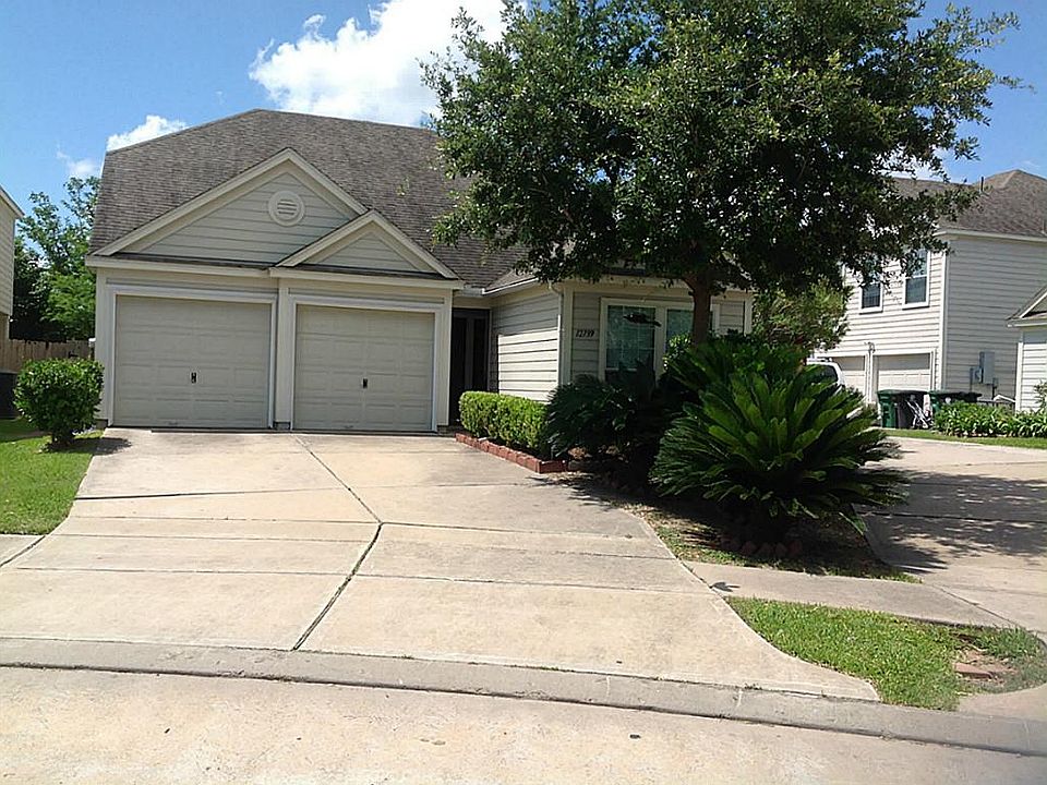 1st image of 12739 S Bayberry Bend Circle Dr
