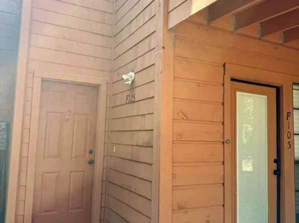 1305 W Villa Maria Rd APT F105, Bryan, TX 77801