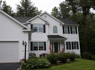 962 Mac Arthur Dr, Ballston Spa, NY 12020