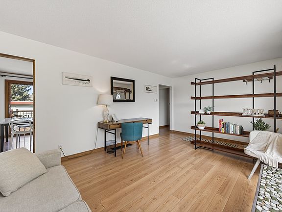 5th image of 1034 Laroque St