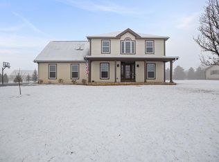 W1198 Rolling Hills Dr, Rubicon, WI 53078