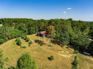 1504 Hanging Limb Hwy, Crawford, TN 38554