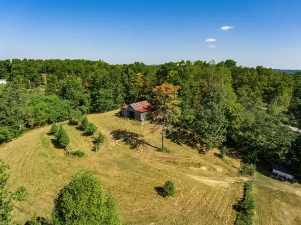 1504 Hanging Limb Hwy, Crawford, TN 38554