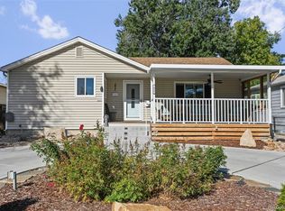 911 Hanover Street, Aurora, CO 80010