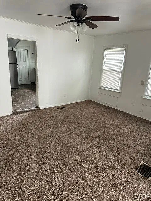 3 bed, 1.0 bath, 1436 sqft, $1,200 — Photo 2