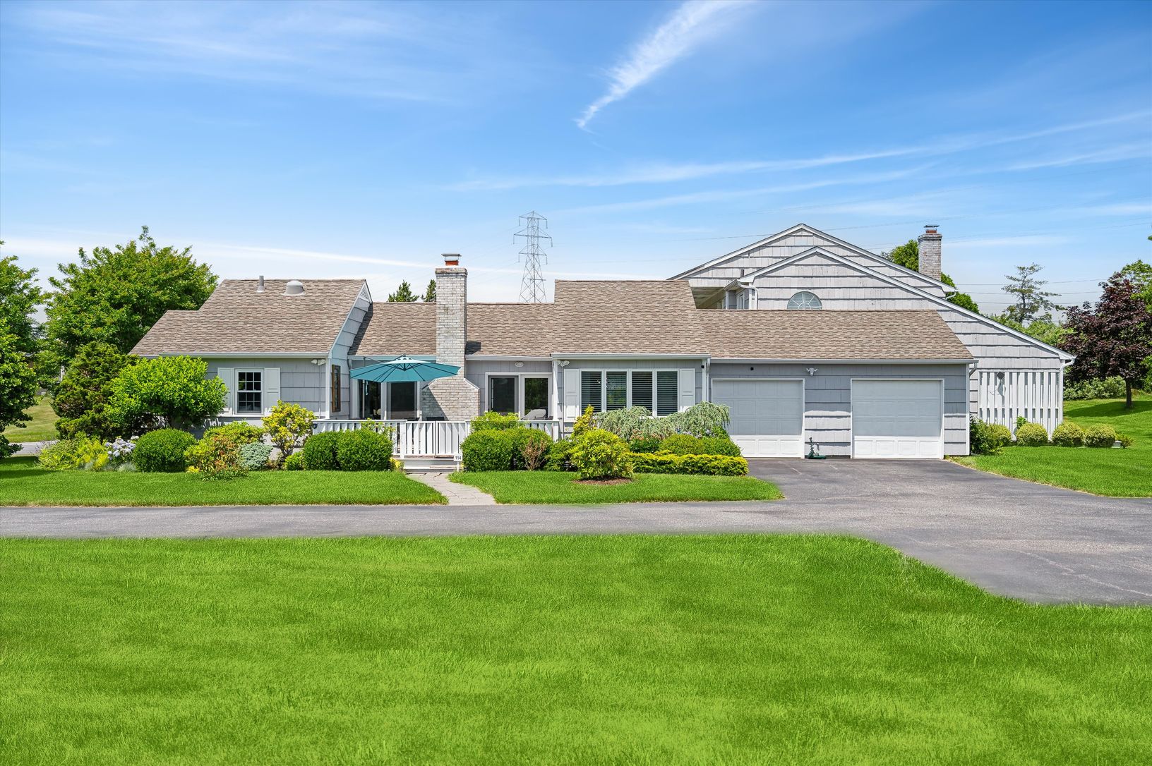 Back showing Garage
