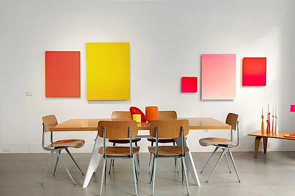 Sold by Triplemint | media 15