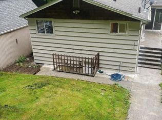 3830 18th Ave SW, Seattle, WA 98106