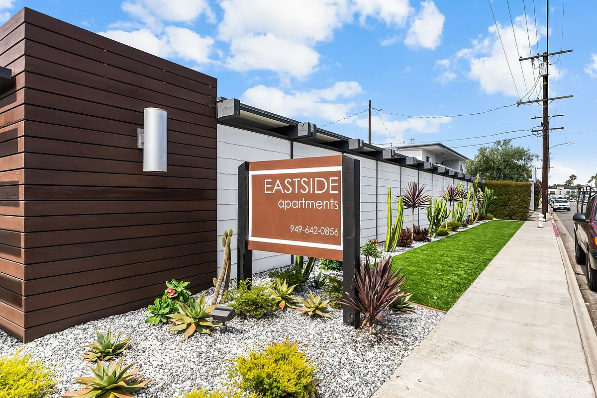 Building Photo - Eastside Apartments