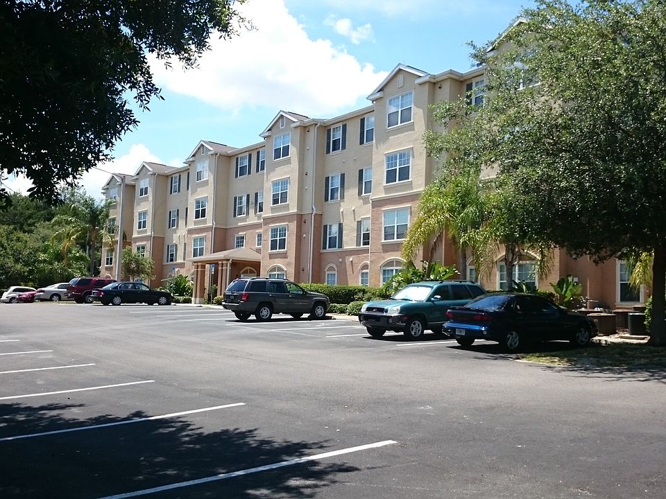 2nd image of 2400 Silver Pointe Cir #1