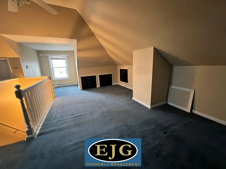 163 Pleasant St #2 — Photo 14
