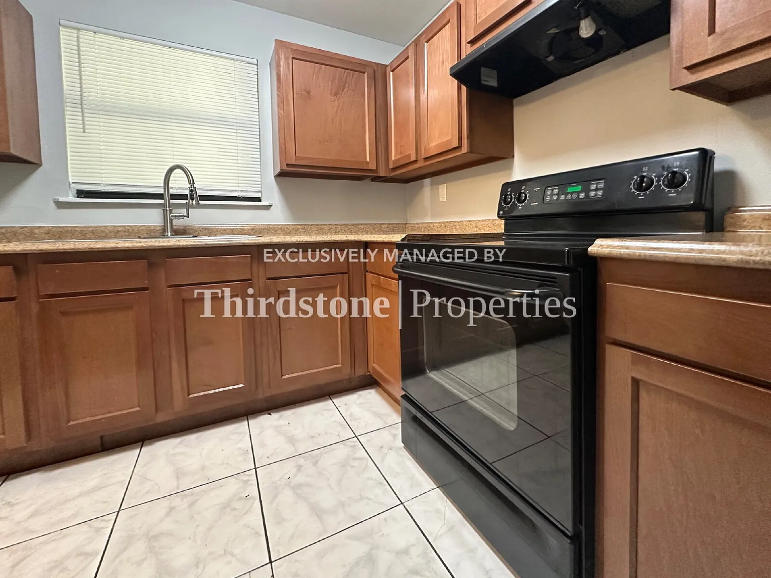 1038 la Marche Drive, Jacksonville, Fl 32205 — Photo 3