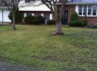 120 Fairlane Dr, Industry, PA