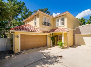 2712 W Price Ave, Tampa, FL 33611