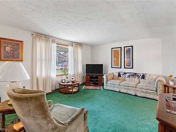 4th image of 2892 Chadwick St NW