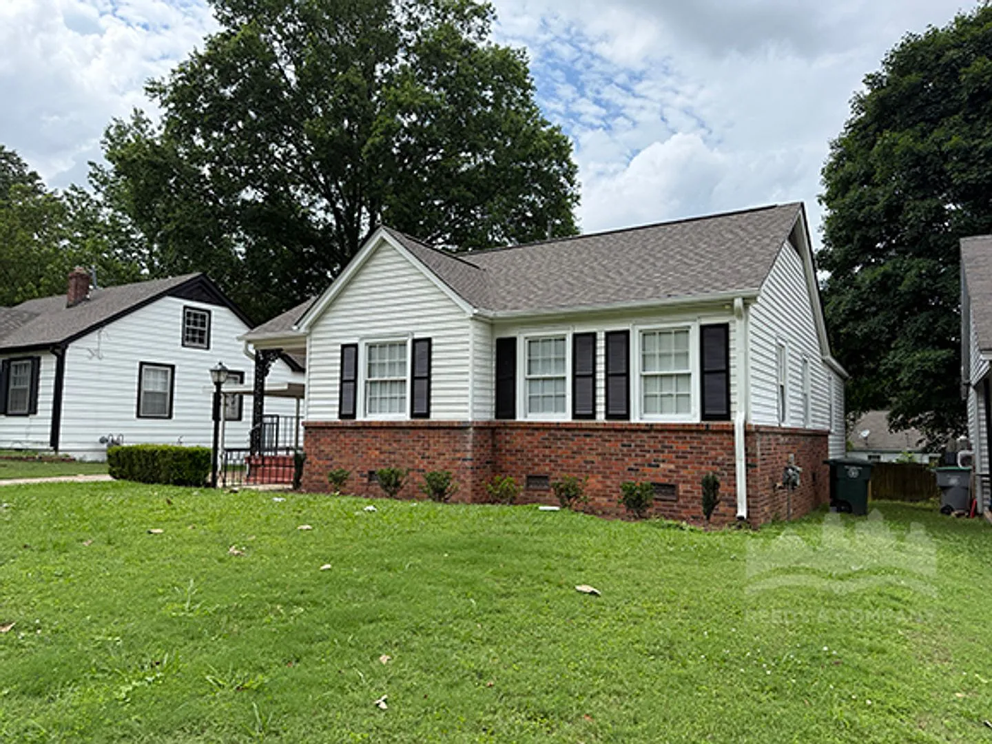 Welcome to 3800 Vanuys Road! — Photo 2