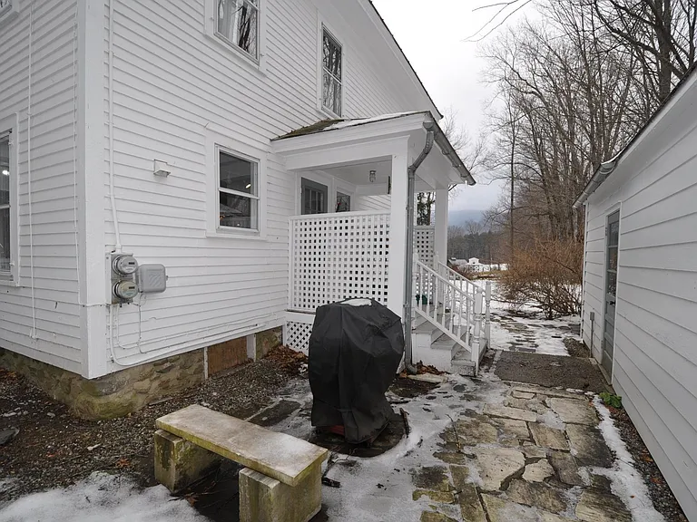 3093 Route 30 — Photo 29