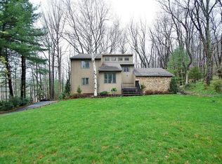 6788 Parkway Dr, Roanoke, VA 24018