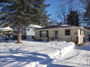 1546 15th St S, Fargo, ND 58103