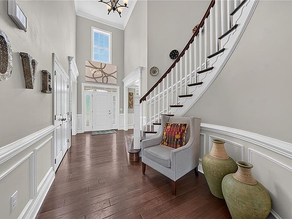 4th image of 6155 Blue Belle Dr