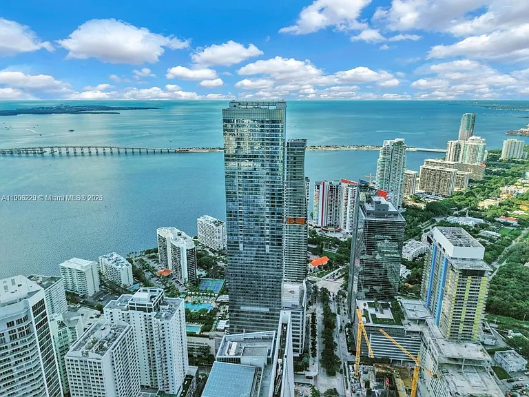1435 Brickell Ave #3401 — Photo 45