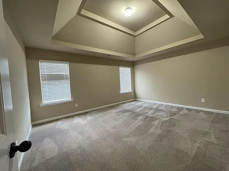 6069 Reynolds Cir — Photo 46
