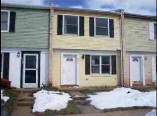 8324 Sunnyside Ct, Manassas Park, VA 20111