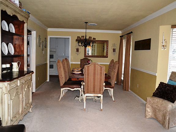 2nd image of 9025 Cherry Creek Pl