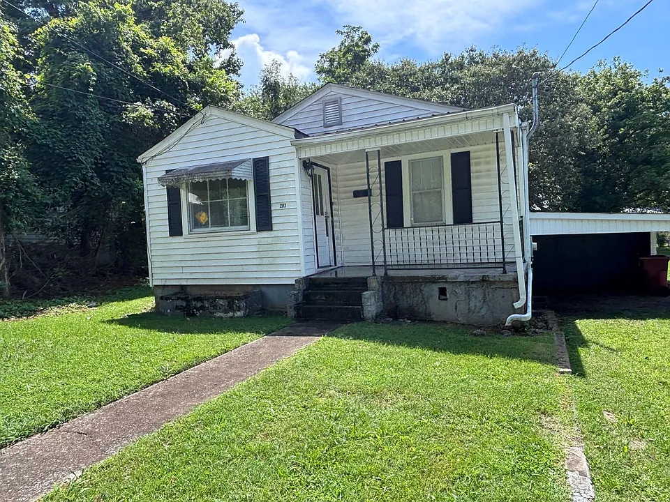 203 Meridith St